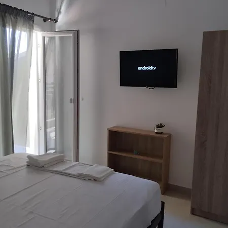 Katerina & Despoinas Guest house Paralia Panteleimonos
